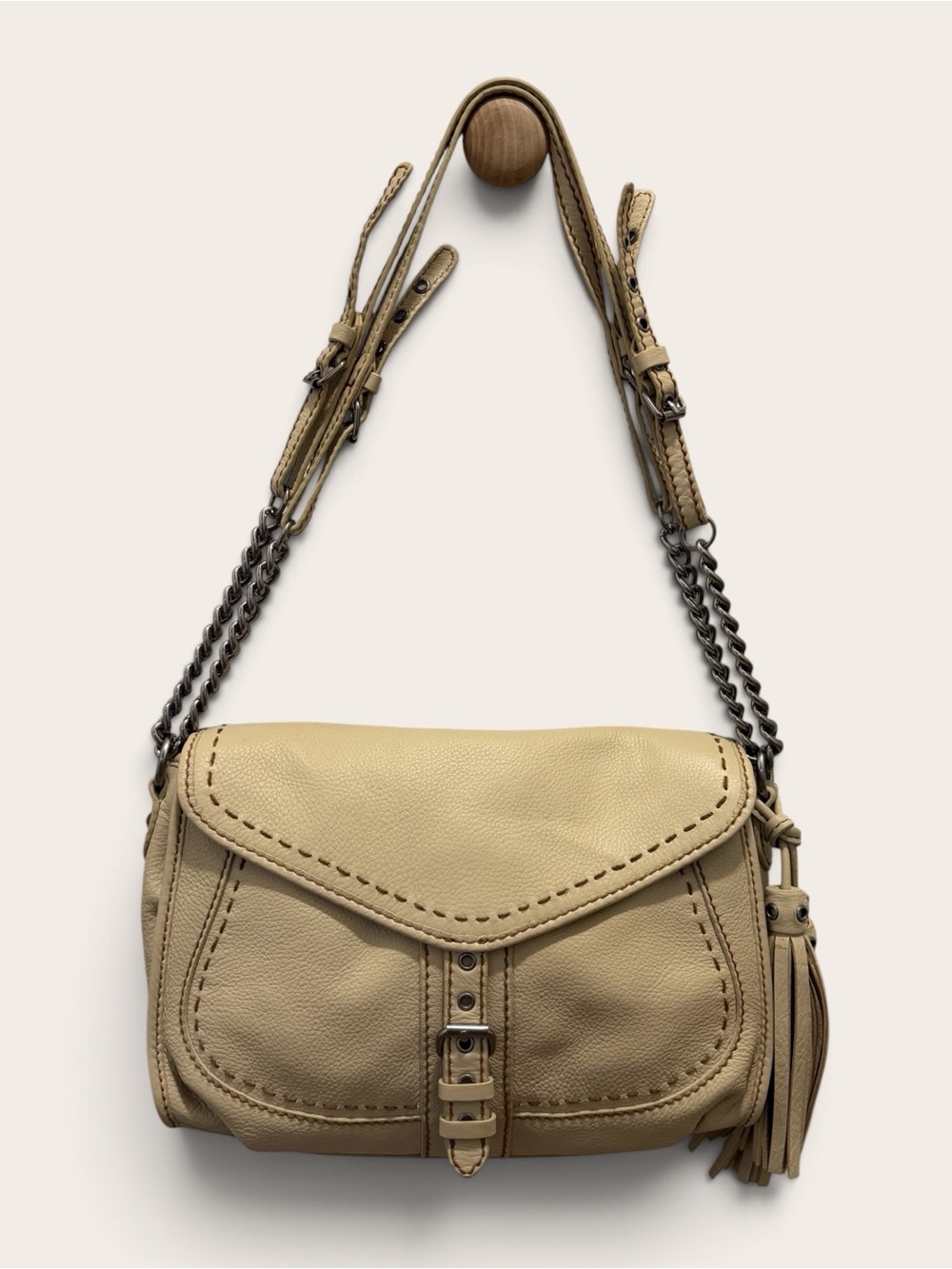 Isabella Fiore Y2K Boho Beige Leather Shoulder Bag Tassel Chain